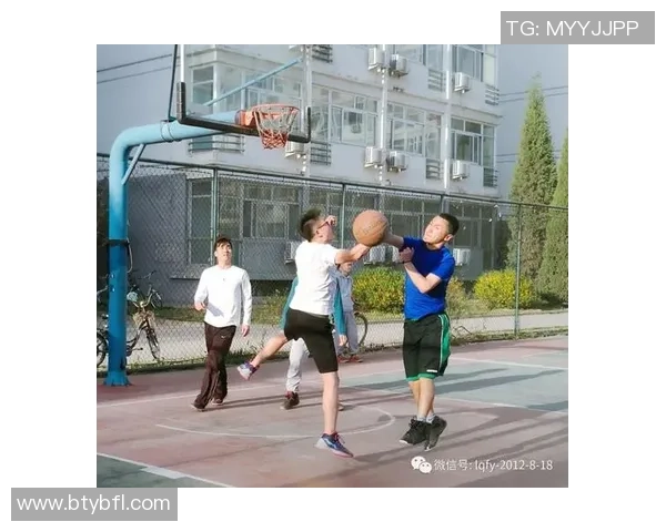 杭州滑板队区域防守分析与战术调整探讨